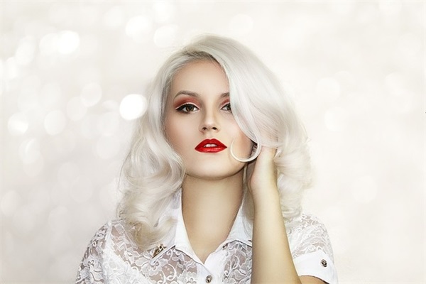 亲人离世安慰朋友的句子(精选22条)