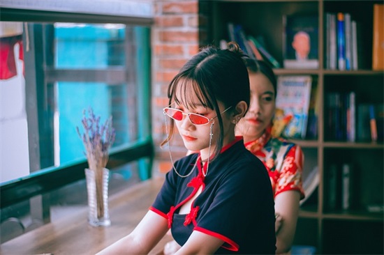 阳光明媚的说说句子