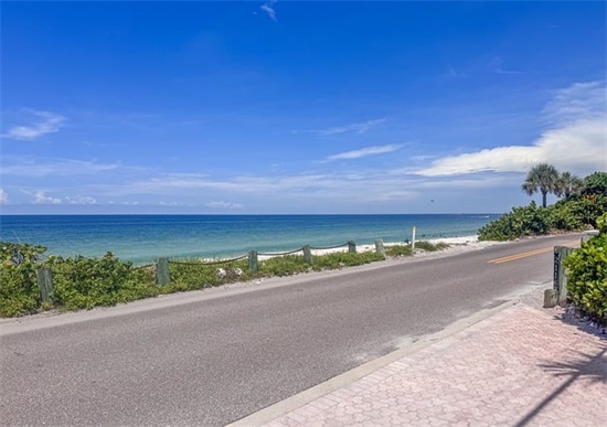 带莫字和英文的网名