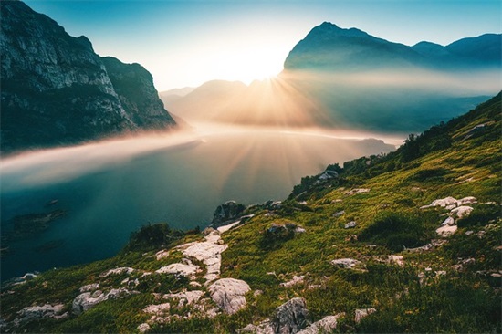 2026年开学鼓励高三学子励志加油语录句子